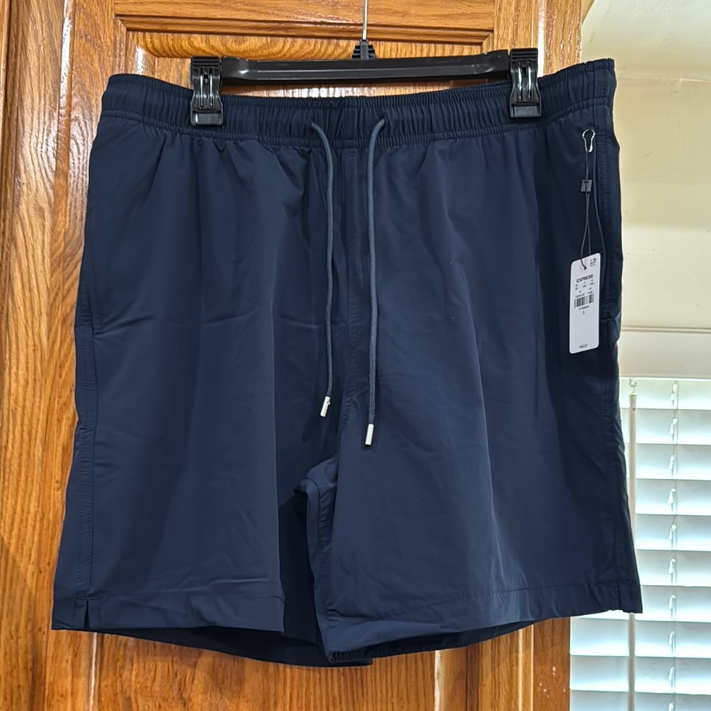 EXPRESS Men 7” Elastic Waist Swim Trunks size LARGE (35-38)